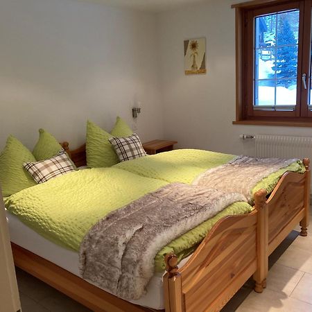 Haus Alpenperle Apartment Saas-Almagell Room photo
